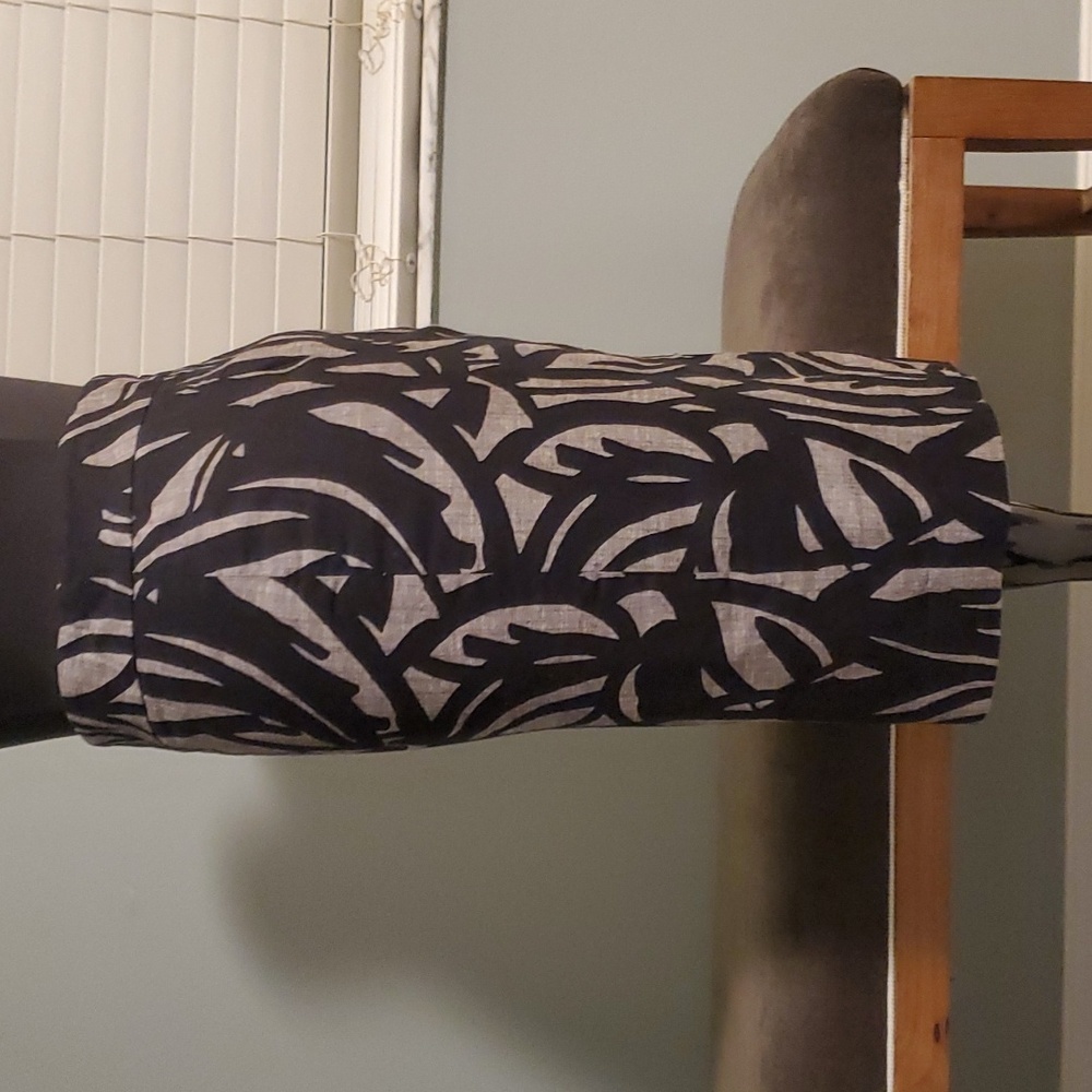 Skirt - Picture 2 of 3